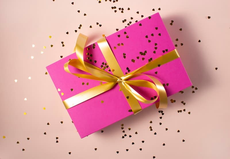 Presentación premium de joyas Nezer Silver: caja, bolsa y tarjeta